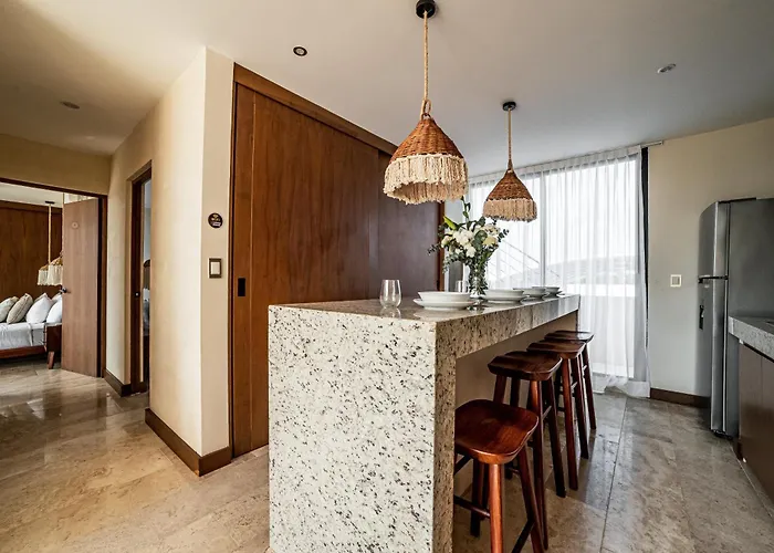 Bt Homes - Lujoso Ph, Naturaleza & Piscina Privada