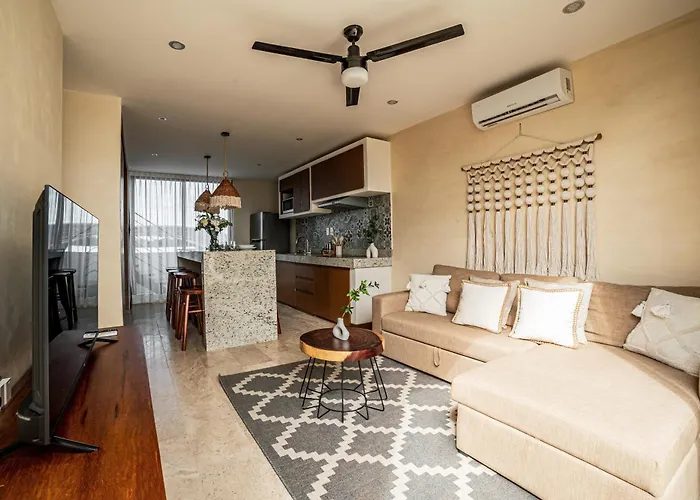 Bt Homes - Lujoso Ph, Naturaleza & Piscina Privada